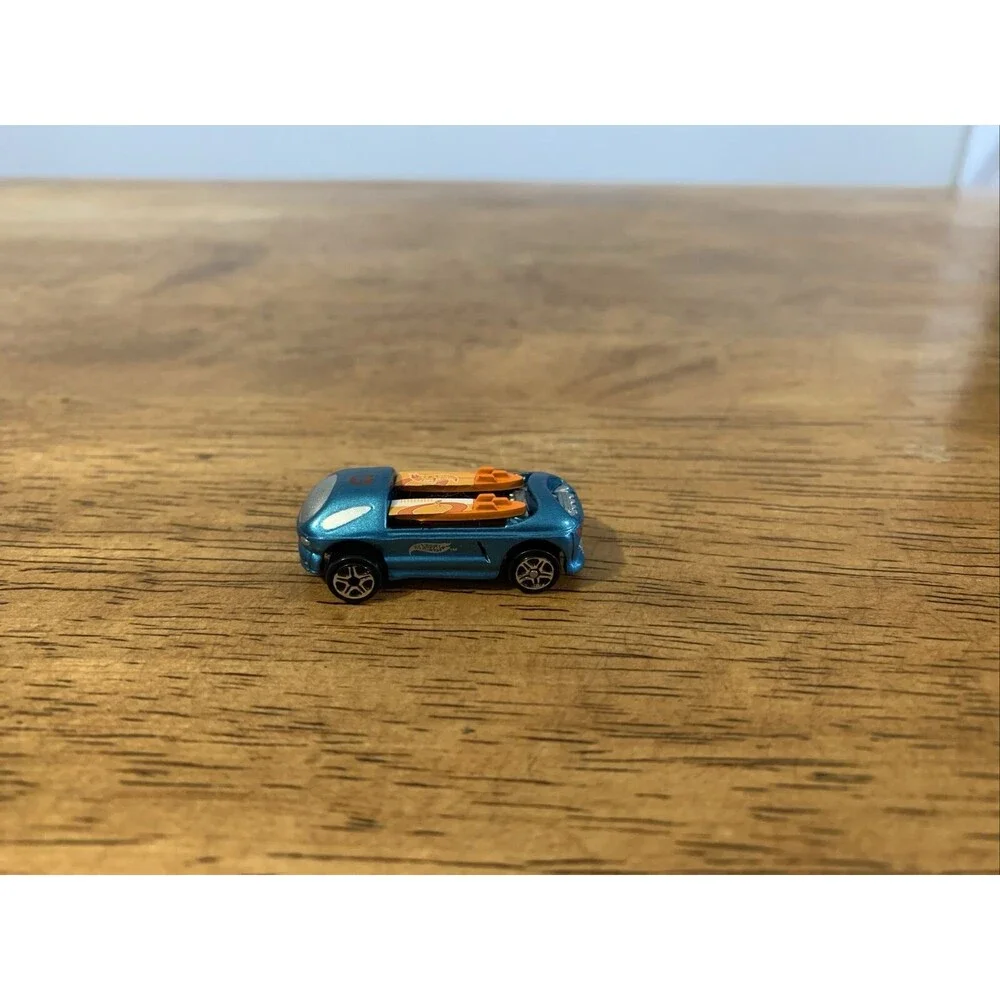 Hot Wheels Micro Machines Deora ll -2002-Wave Ripper-Teal-Blue-Orange Surfboards
